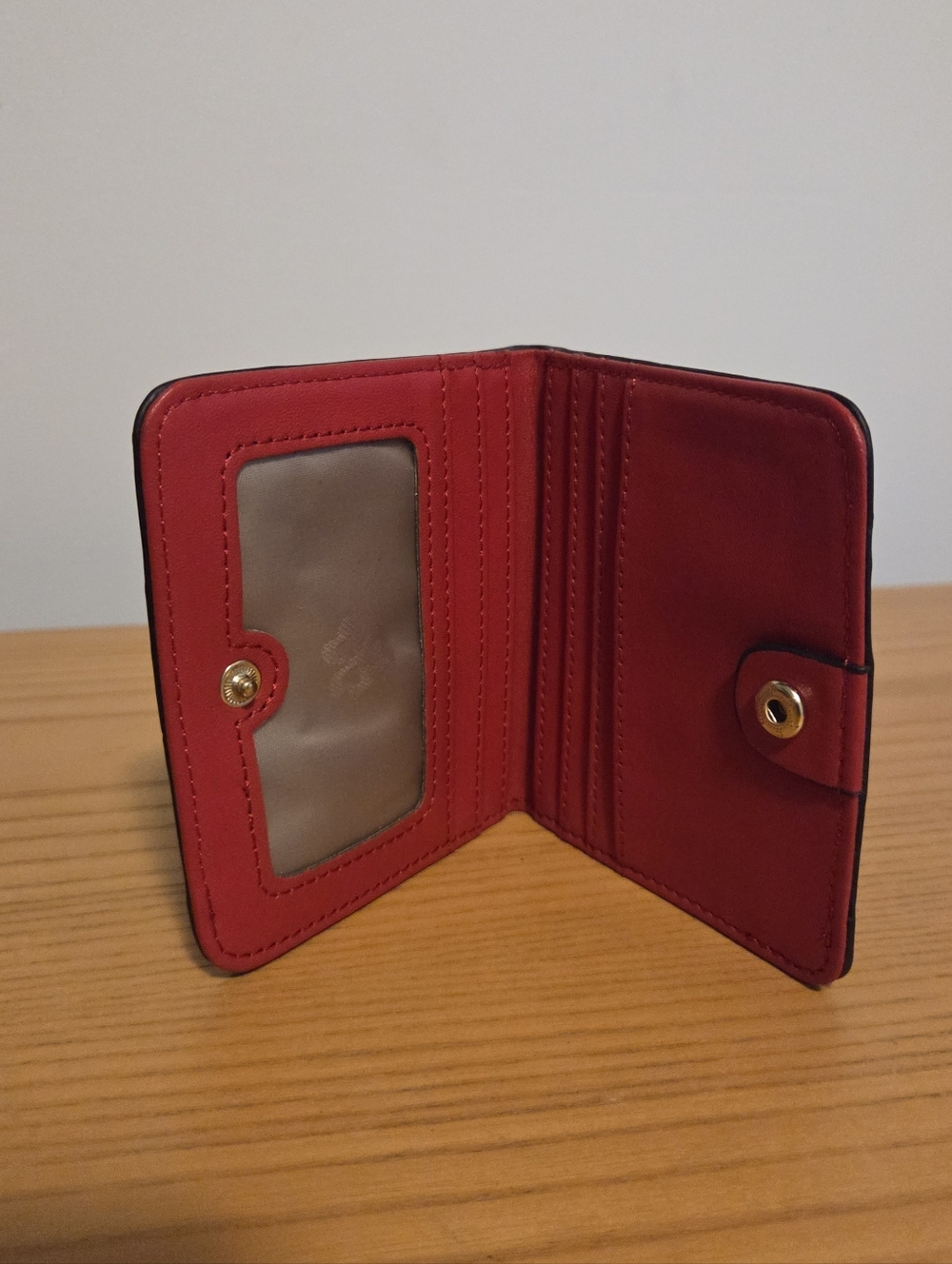Compact Red Zip Wallet - Picture 3 of 4